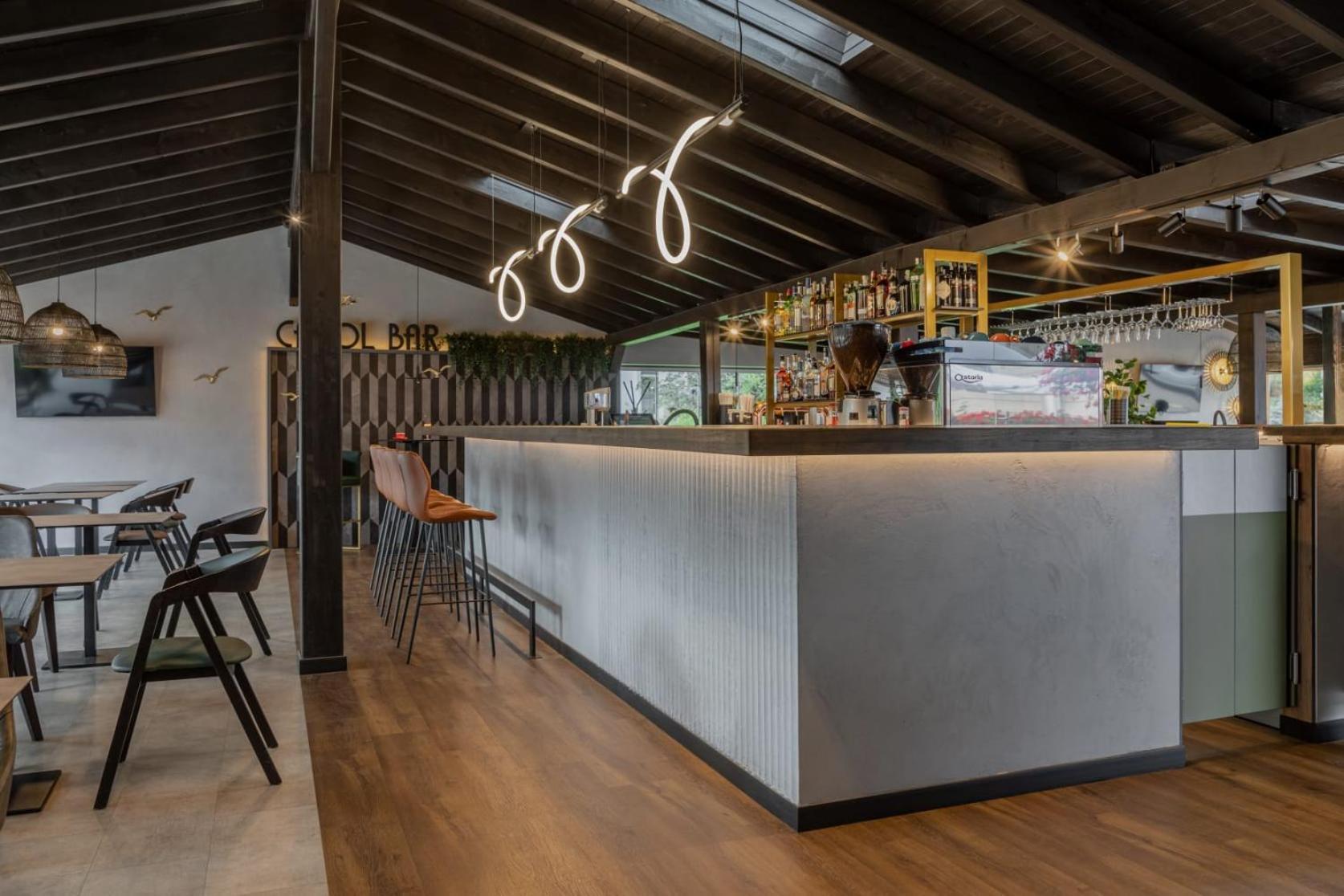 Hotel Carol - Vatra Dornei Ngoại thất bức ảnh