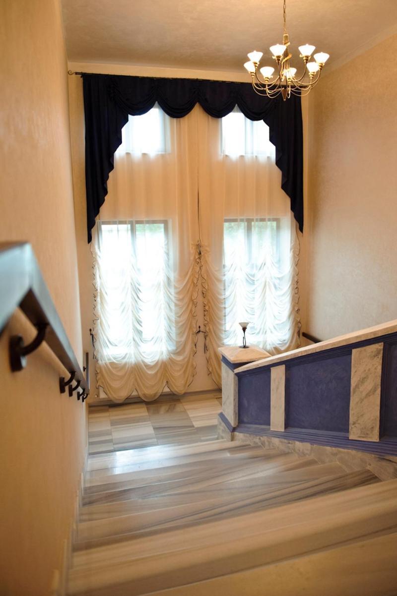 Hotel Carol - Vatra Dornei Ngoại thất bức ảnh