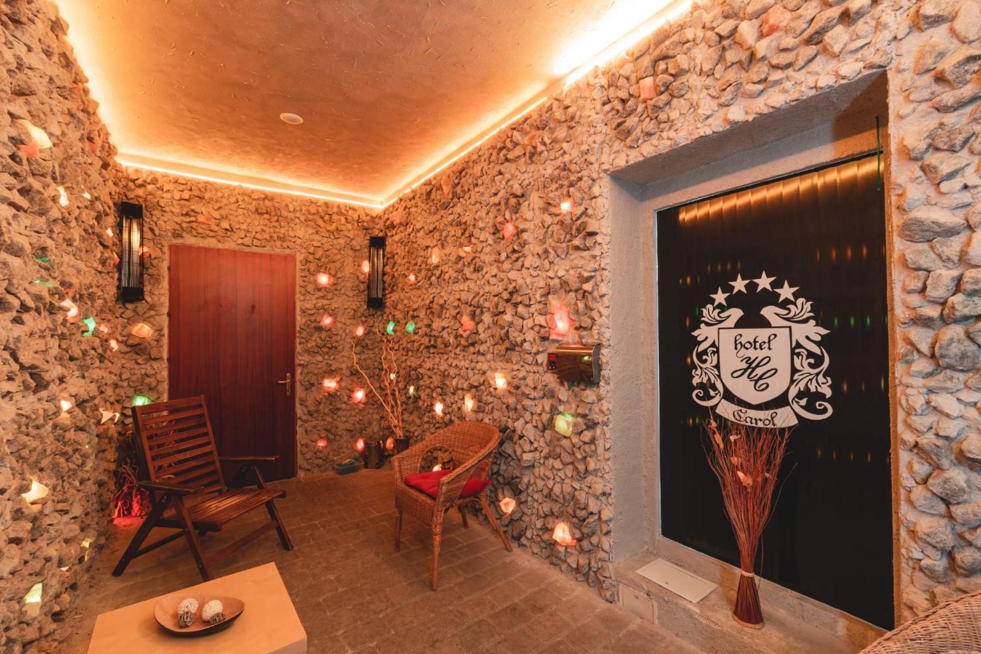 Hotel Carol - Vatra Dornei Ngoại thất bức ảnh